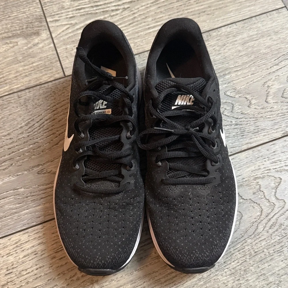 Nike Zoom Vomero 13 Running Shoes Mens US 7.5 Black White Athletic Sneakers - Picture 5 of 5